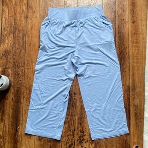 NWT Soft & Cozy Loungewear stretchy gaucho pants